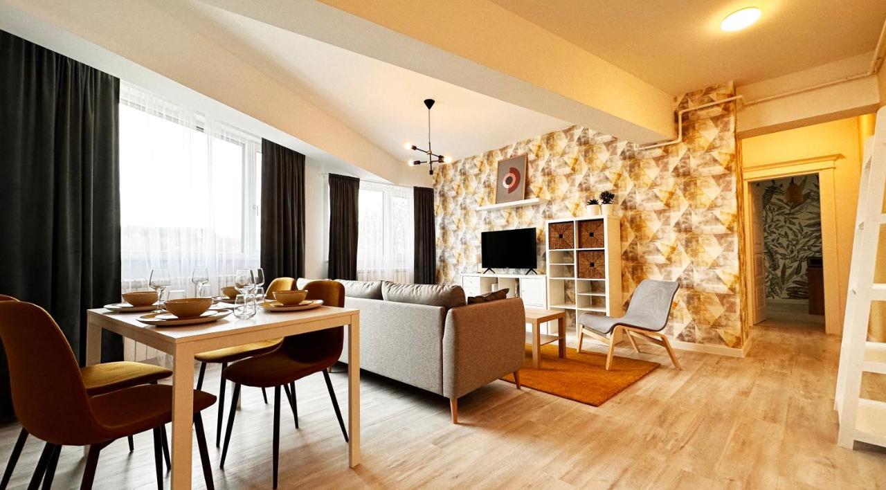 יאשי Cubrio Apartments Venetia מראה חיצוני תמונה