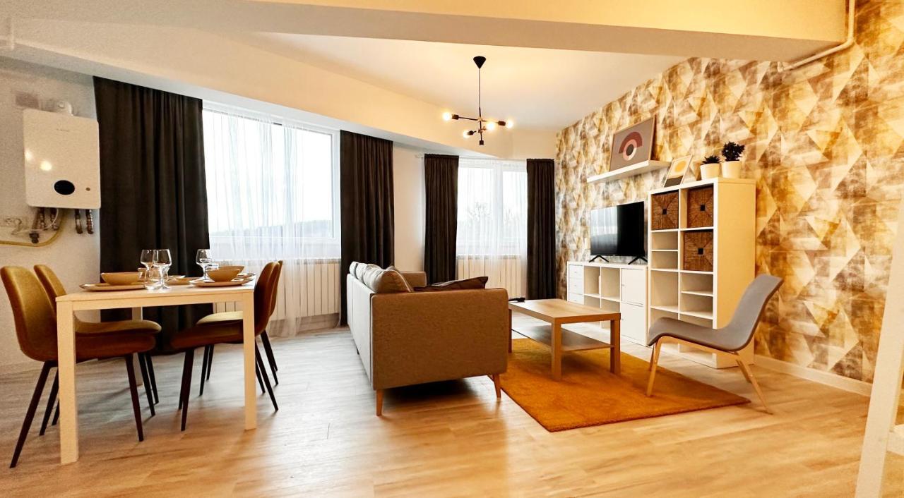 יאשי Cubrio Apartments Venetia מראה חיצוני תמונה