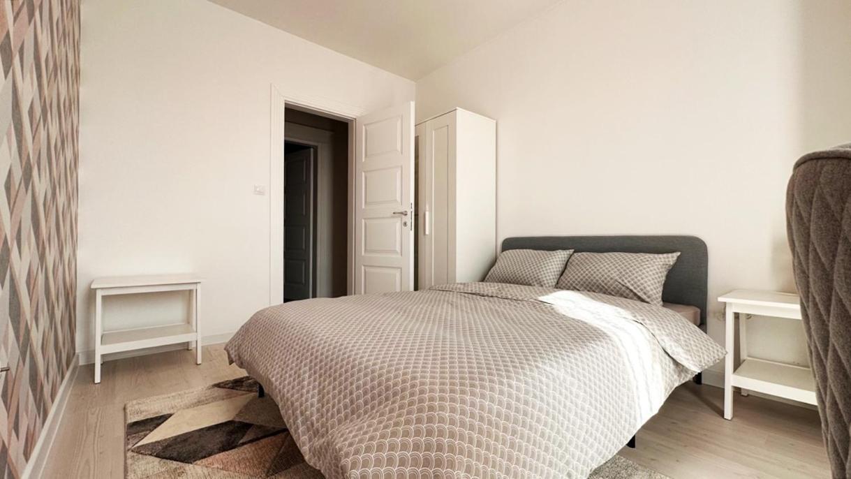 יאשי Cubrio Apartments Venetia מראה חיצוני תמונה